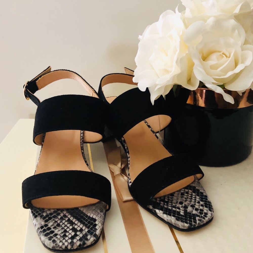 🎀 “AVELLINI” 🇮🇹 ITALIAN SANDALS